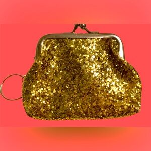 Rare Sequin Snap Closure Coin Purse w/Keychain (GOLD) NEW. Measures @ 3” x 4”